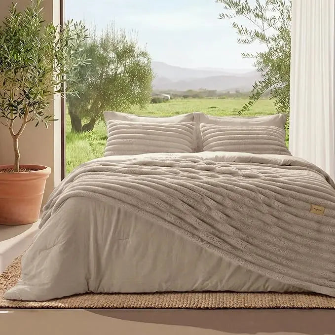 6 Pieces Gentlesoft 2-in-1 Detachable Comforter Set with Fluffy Blanket, SnapTech Design, All Season Bedding